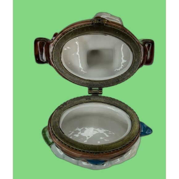 Noah's Ark ceramic hinged Trinket Box - Picture 2 of 6